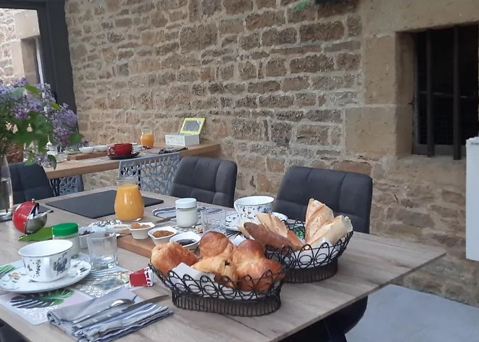 Les Etangs Du Moulin D'harcy B&B